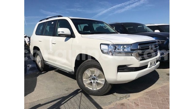 Big with watermark toyota land cruiser conakry import dubai 5063