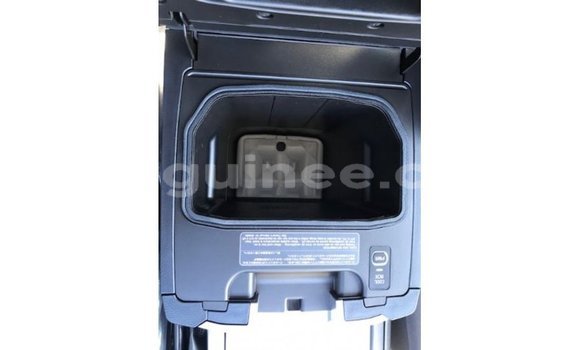 Buy Import Toyota Land Cruiser White Car in Import - Dubai in Conakry Buy Import Toyota Land Cruiser White Car in Import - Dubai in Conakry