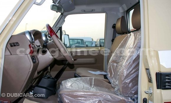 Buy Import Toyota Land Cruiser Beige Car in Import - Dubai in Conakry Buy Import Toyota Land Cruiser Beige Car in Import - Dubai in Conakry