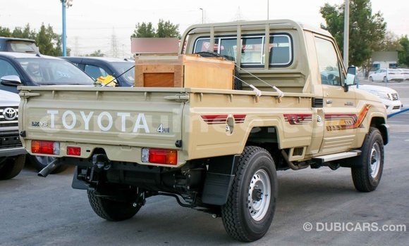 Buy Import Toyota Land Cruiser Beige Car in Import - Dubai in Conakry Buy Import Toyota Land Cruiser Beige Car in Import - Dubai in Conakry