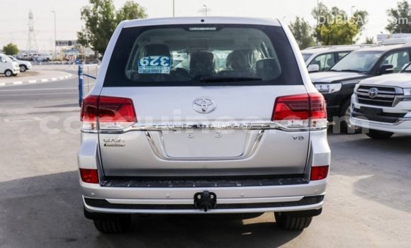 Buy Import Toyota Land Cruiser Other Car in Import - Dubai in Conakry Buy Import Toyota Land Cruiser Other Car in Import - Dubai in Conakry