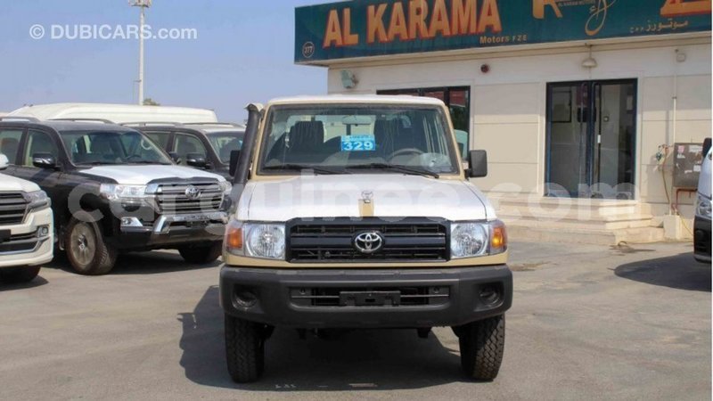 Big with watermark toyota land cruiser conakry import dubai 5072