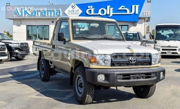 Buy Import Toyota Land Cruiser Beige Car in Import - Dubai in Conakry Buy Import Toyota Land Cruiser Beige Car in Import - Dubai in Conakry