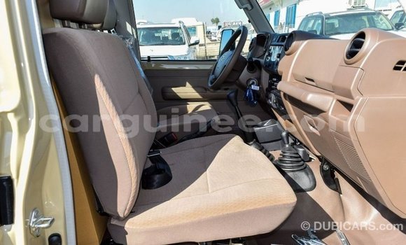 Buy Import Toyota Land Cruiser Beige Car in Import - Dubai in Conakry Buy Import Toyota Land Cruiser Beige Car in Import - Dubai in Conakry