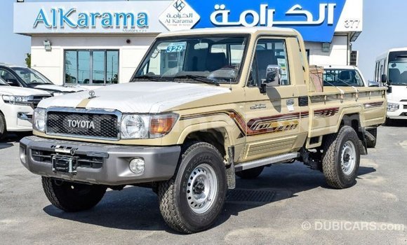 Acheter Import Voiture Toyota Land Cruiser Beige à Import - Dubai, Conakry Acheter Import Voiture Toyota Land Cruiser Beige à Import - Dubai, Conakry