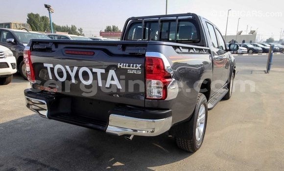 Acheter Import Voiture Toyota Hilux Autre à Import - Dubai, Conakry Acheter Import Voiture Toyota Hilux Autre à Import - Dubai, Conakry