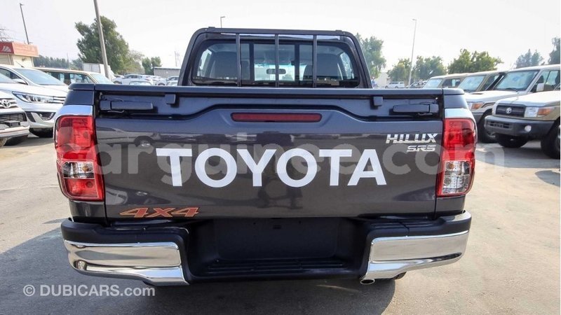 Big with watermark toyota hilux conakry import dubai 5083