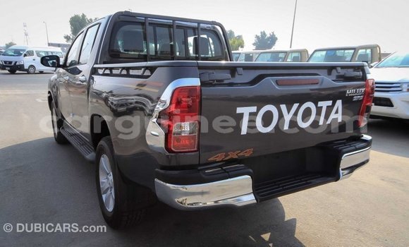 Acheter Import Voiture Toyota Hilux Autre à Import - Dubai, Conakry Acheter Import Voiture Toyota Hilux Autre à Import - Dubai, Conakry