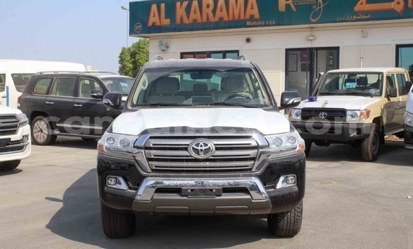 Buy Import Toyota Land Cruiser Black Car in Import - Dubai in Conakry Buy Import Toyota Land Cruiser Black Car in Import - Dubai in Conakry