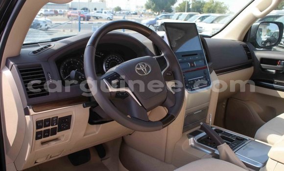 Buy Import Toyota Land Cruiser Black Car in Import - Dubai in Conakry Buy Import Toyota Land Cruiser Black Car in Import - Dubai in Conakry