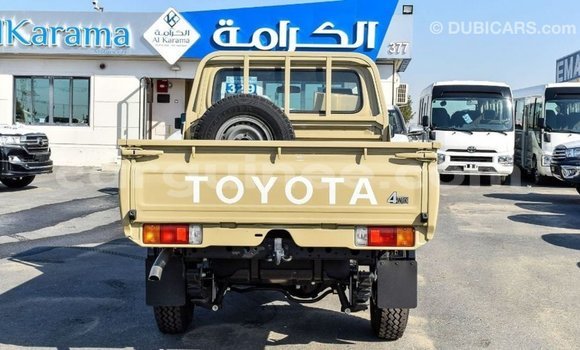 Buy Import Toyota Land Cruiser Beige Car in Import - Dubai in Conakry Buy Import Toyota Land Cruiser Beige Car in Import - Dubai in Conakry