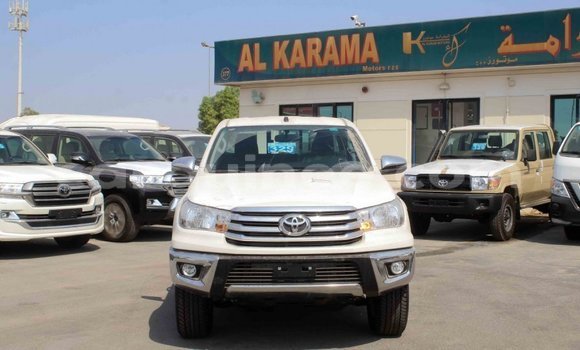 Buy Import Toyota Hilux White Car in Import - Dubai in Conakry Buy Import Toyota Hilux White Car in Import - Dubai in Conakry