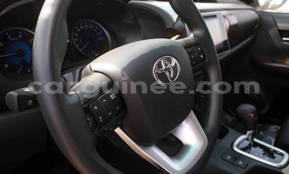 Buy Import Toyota Hilux White Car in Import - Dubai in Conakry Buy Import Toyota Hilux White Car in Import - Dubai in Conakry