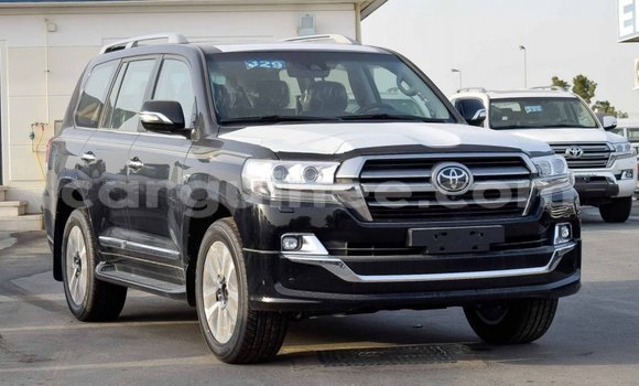 Acheter Import Voiture Toyota Land Cruiser Noir à Import - Dubai, Conakry Acheter Import Voiture Toyota Land Cruiser Noir à Import - Dubai, Conakry