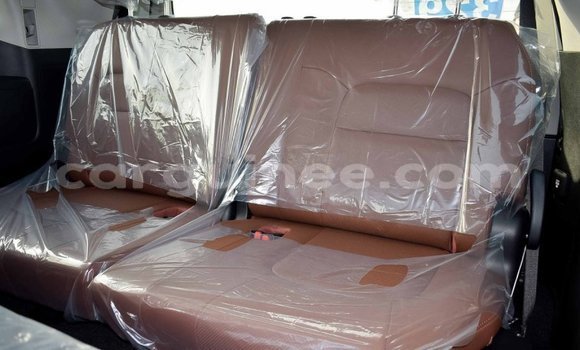 Acheter Import Voiture Toyota Land Cruiser Noir à Import - Dubai, Conakry Acheter Import Voiture Toyota Land Cruiser Noir à Import - Dubai, Conakry