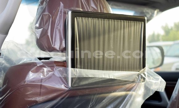 Acheter Import Voiture Toyota Land Cruiser Noir à Import - Dubai, Conakry Acheter Import Voiture Toyota Land Cruiser Noir à Import - Dubai, Conakry