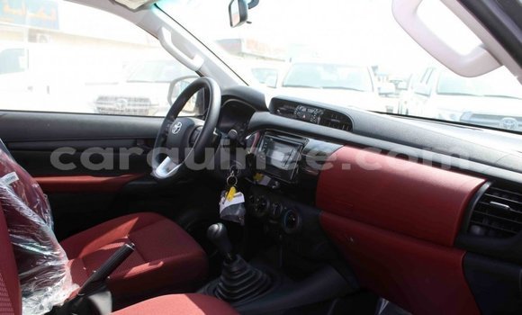 Buy Import Toyota Hilux Other Car in Import - Dubai in Conakry Buy Import Toyota Hilux Other Car in Import - Dubai in Conakry
