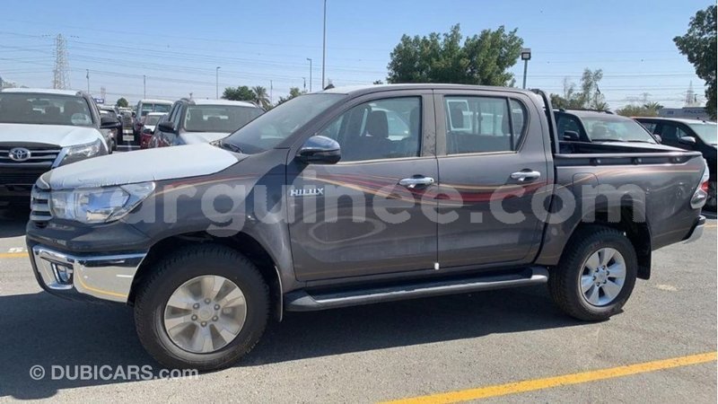 Big with watermark toyota hilux conakry import dubai 5099