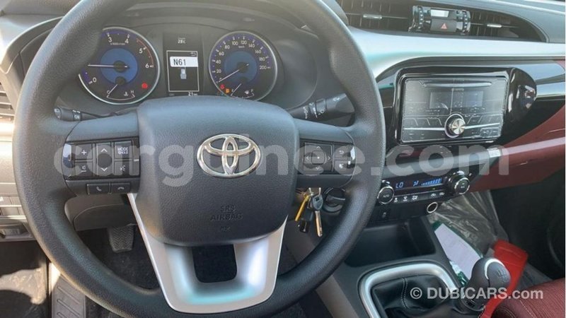 Big with watermark toyota hilux conakry import dubai 5099