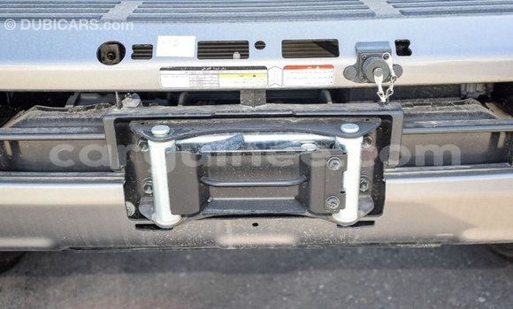 Acheter Import Voiture Toyota Land Cruiser Beige à Import - Dubai, Conakry Acheter Import Voiture Toyota Land Cruiser Beige à Import - Dubai, Conakry