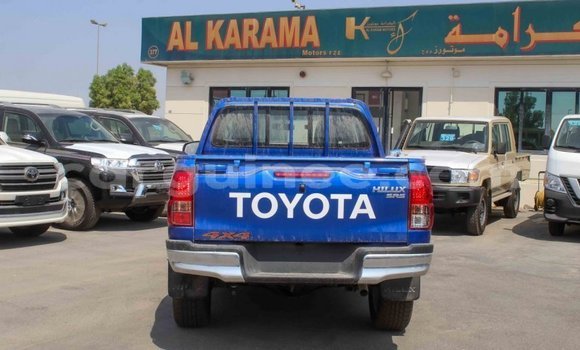 Buy Import Toyota Hilux Blue Car in Import - Dubai in Conakry Buy Import Toyota Hilux Blue Car in Import - Dubai in Conakry