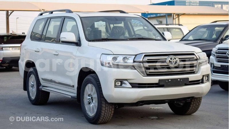 Big with watermark toyota land cruiser conakry import dubai 5108