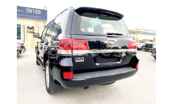 Buy Import Toyota Land Cruiser Black Car in Import - Dubai in Conakry Buy Import Toyota Land Cruiser Black Car in Import - Dubai in Conakry