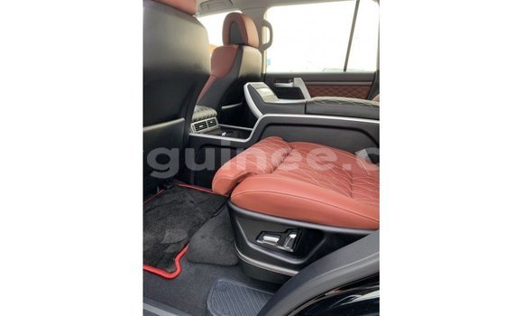 Buy Import Toyota Land Cruiser Black Car in Import - Dubai in Conakry Buy Import Toyota Land Cruiser Black Car in Import - Dubai in Conakry