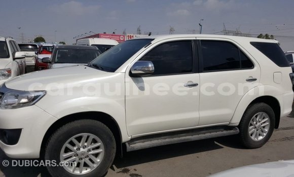 Buy Import Toyota Fortuner White Car in Import - Dubai in Conakry Buy Import Toyota Fortuner White Car in Import - Dubai in Conakry