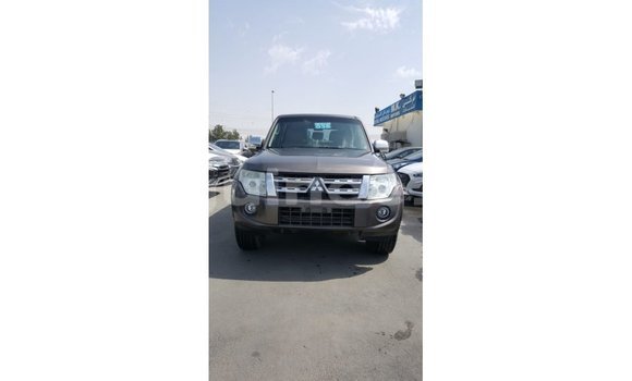 Buy Import Mitsubishi Pajero Brown Car in Import - Dubai in Conakry Buy Import Mitsubishi Pajero Brown Car in Import - Dubai in Conakry