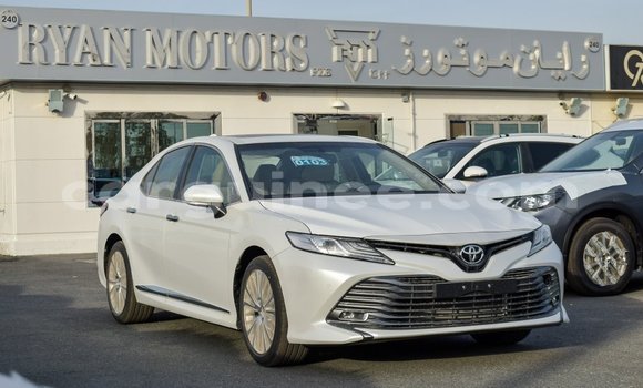 Buy Import Toyota Camry White Car in Import - Dubai in Conakry Buy Import Toyota Camry White Car in Import - Dubai in Conakry
