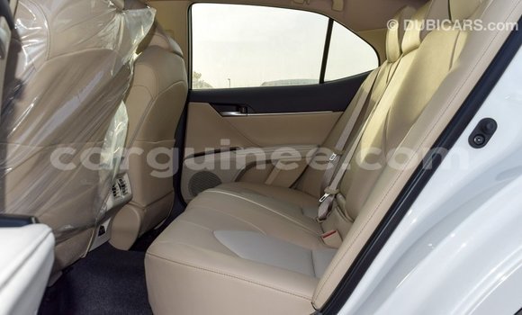Buy Import Toyota Camry White Car in Import - Dubai in Conakry Buy Import Toyota Camry White Car in Import - Dubai in Conakry