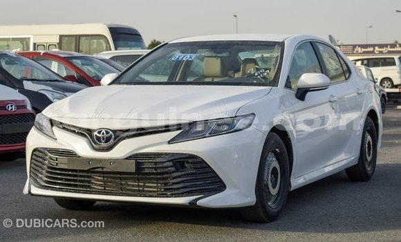 Buy Import Toyota Camry White Car in Import - Dubai in Conakry Buy Import Toyota Camry White Car in Import - Dubai in Conakry