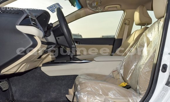 Buy Import Toyota Camry White Car in Import - Dubai in Conakry Buy Import Toyota Camry White Car in Import - Dubai in Conakry