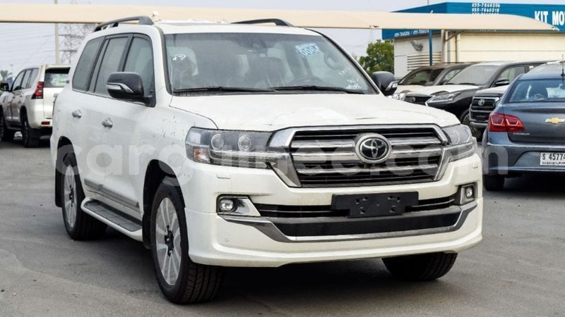 Big with watermark toyota land cruiser conakry import dubai 5121