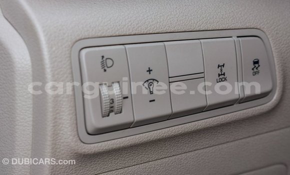 Buy Import Hyundai Tucson White Car in Import - Dubai in Conakry Buy Import Hyundai Tucson White Car in Import - Dubai in Conakry