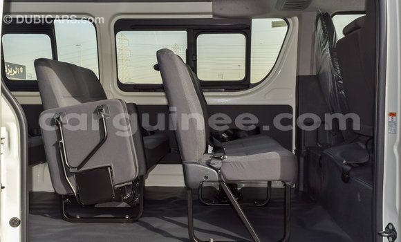 Buy Import Toyota Hiace White Car in Import - Dubai in Conakry Buy Import Toyota Hiace White Car in Import - Dubai in Conakry