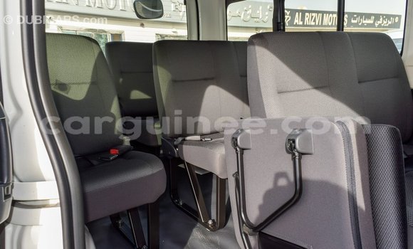 Buy Import Toyota Hiace White Car in Import - Dubai in Conakry Buy Import Toyota Hiace White Car in Import - Dubai in Conakry