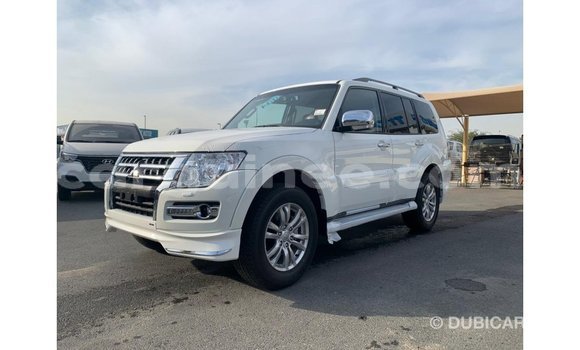 Buy Import Mitsubishi Pajero White Car in Import - Dubai in Conakry Buy Import Mitsubishi Pajero White Car in Import - Dubai in Conakry