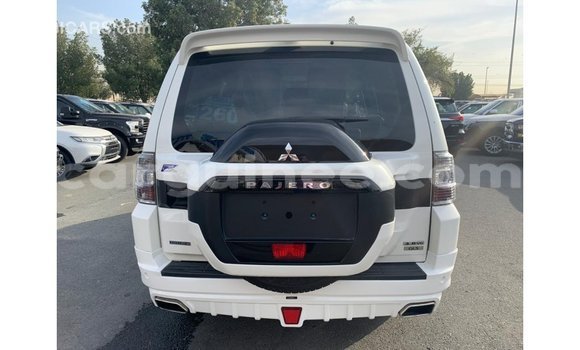 Buy Import Mitsubishi Pajero White Car in Import - Dubai in Conakry Buy Import Mitsubishi Pajero White Car in Import - Dubai in Conakry