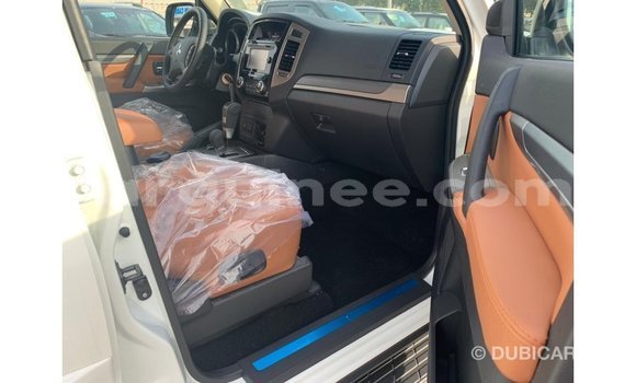 Buy Import Mitsubishi Pajero White Car in Import - Dubai in Conakry Buy Import Mitsubishi Pajero White Car in Import - Dubai in Conakry