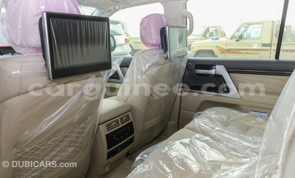 Buy Import Toyota Land Cruiser Black Car in Import - Dubai in Conakry Buy Import Toyota Land Cruiser Black Car in Import - Dubai in Conakry