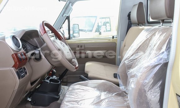 Buy Import Toyota Land Cruiser Beige Car in Import - Dubai in Conakry Buy Import Toyota Land Cruiser Beige Car in Import - Dubai in Conakry