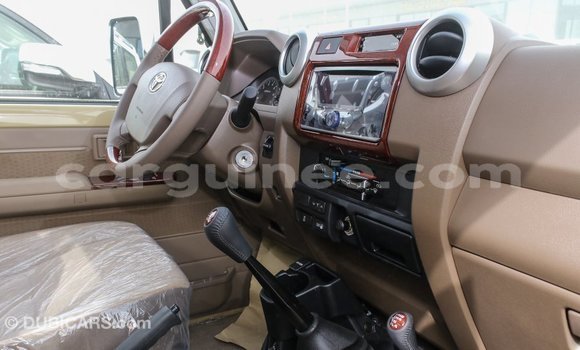 Buy Import Toyota Land Cruiser Beige Car in Import - Dubai in Conakry Buy Import Toyota Land Cruiser Beige Car in Import - Dubai in Conakry