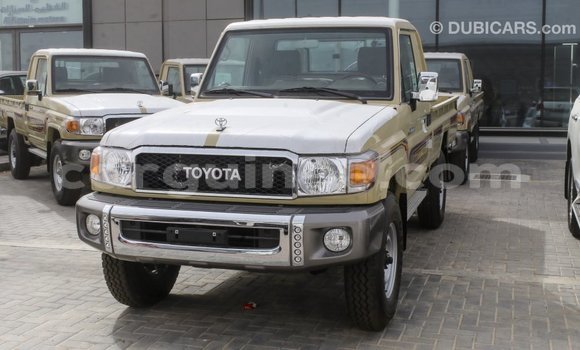 Buy Import Toyota Land Cruiser Beige Car in Import - Dubai in Conakry Buy Import Toyota Land Cruiser Beige Car in Import - Dubai in Conakry