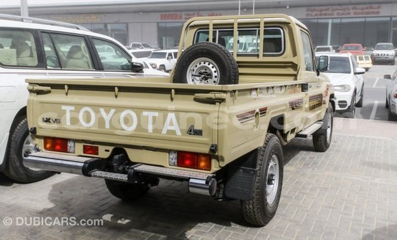Buy Import Toyota Land Cruiser Beige Car in Import - Dubai in Conakry Buy Import Toyota Land Cruiser Beige Car in Import - Dubai in Conakry
