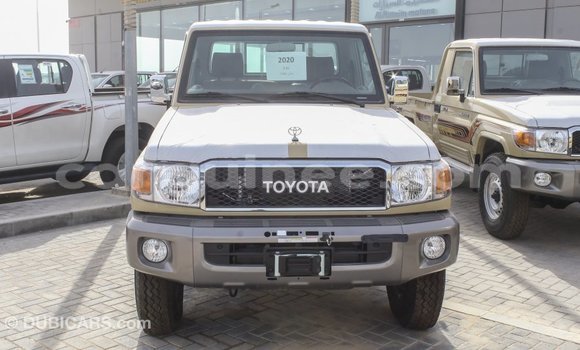 Acheter Import Voiture Toyota Land Cruiser Beige à Import - Dubai, Conakry Acheter Import Voiture Toyota Land Cruiser Beige à Import - Dubai, Conakry