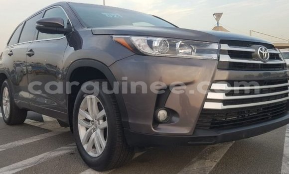 Acheter Import Voiture Toyota Highlander Autre à Import - Dubai, Conakry Acheter Import Voiture Toyota Highlander Autre à Import - Dubai, Conakry