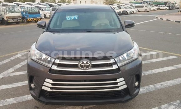 Acheter Import Voiture Toyota Highlander Autre à Import - Dubai, Conakry Acheter Import Voiture Toyota Highlander Autre à Import - Dubai, Conakry