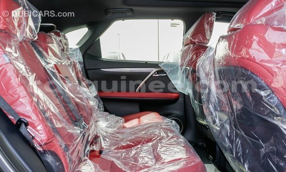 Acheter Import Voiture Lexus RX 300 Blanc à Import - Dubai, Conakry Acheter Import Voiture Lexus RX 300 Blanc à Import - Dubai, Conakry